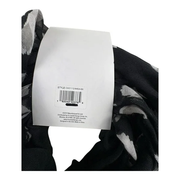 Jade & Deer 2 Pack Loop Scarves Black Gray Animal Print One Size NWT - Picture 2 of 6